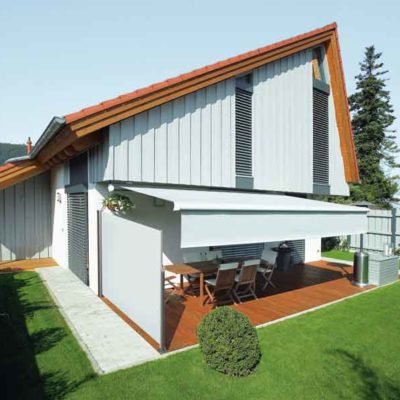 Ausziehbare Seiten-Markisen Seiten-Markise gegen Wind, Wetter und Blicke
